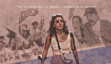 Cartell del documental El viatge d’Itza, on apareix la protagonista amb imatges de les protestes de Nicaragua de fons.